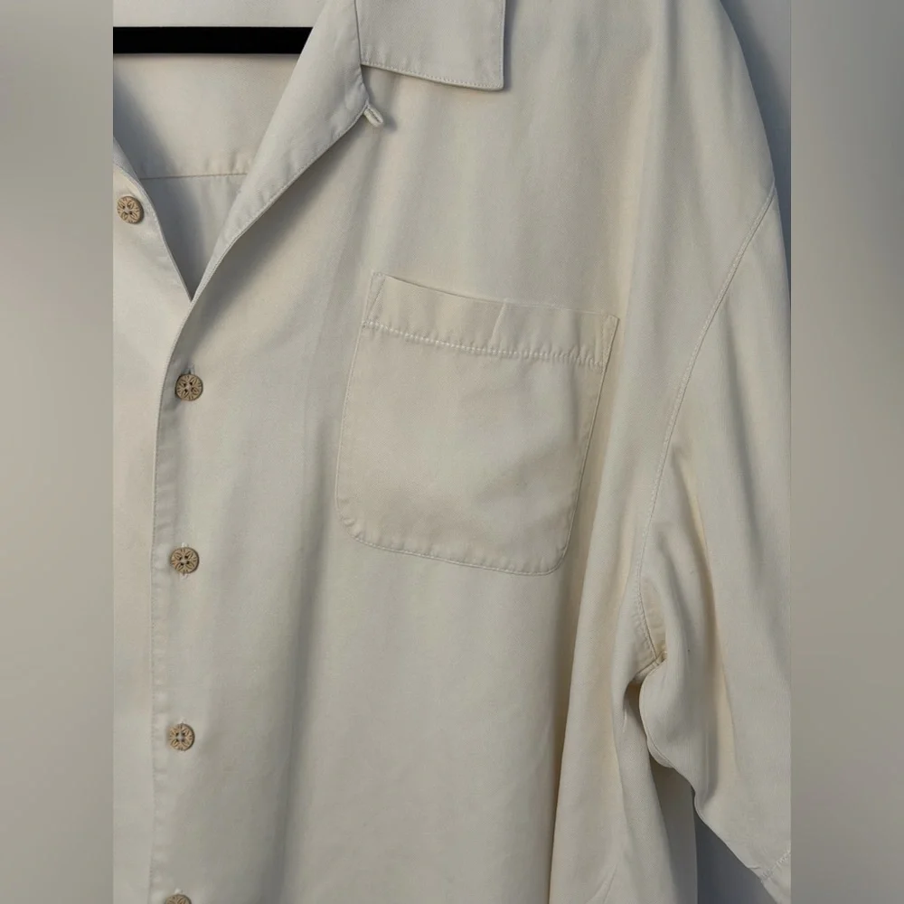 Tommy Bahama Men’s Silk Button Up Shirt XXL | 100% Silk | Short Sleeve - Picture 3 of 13